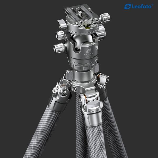 LG_324C_LH_40R_Silver__CNC_Tripod