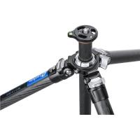 MR_O_LO_284C_Carbon_Tripod_w__Leveling_Middenzuil_4