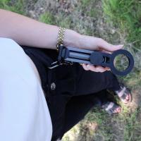 TS2_6_IN_1_Mini_Selfie_Tripod_Grip_Magetisch_Black_4