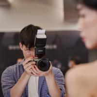TT520III_Camera_Flash_w__LCD_Screen_1