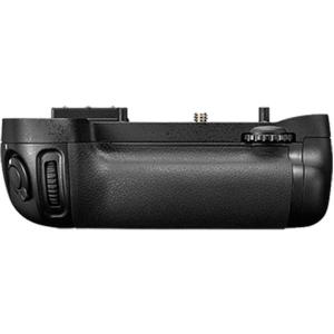 MB_D15_BatteryGrip__D7100__D7200_